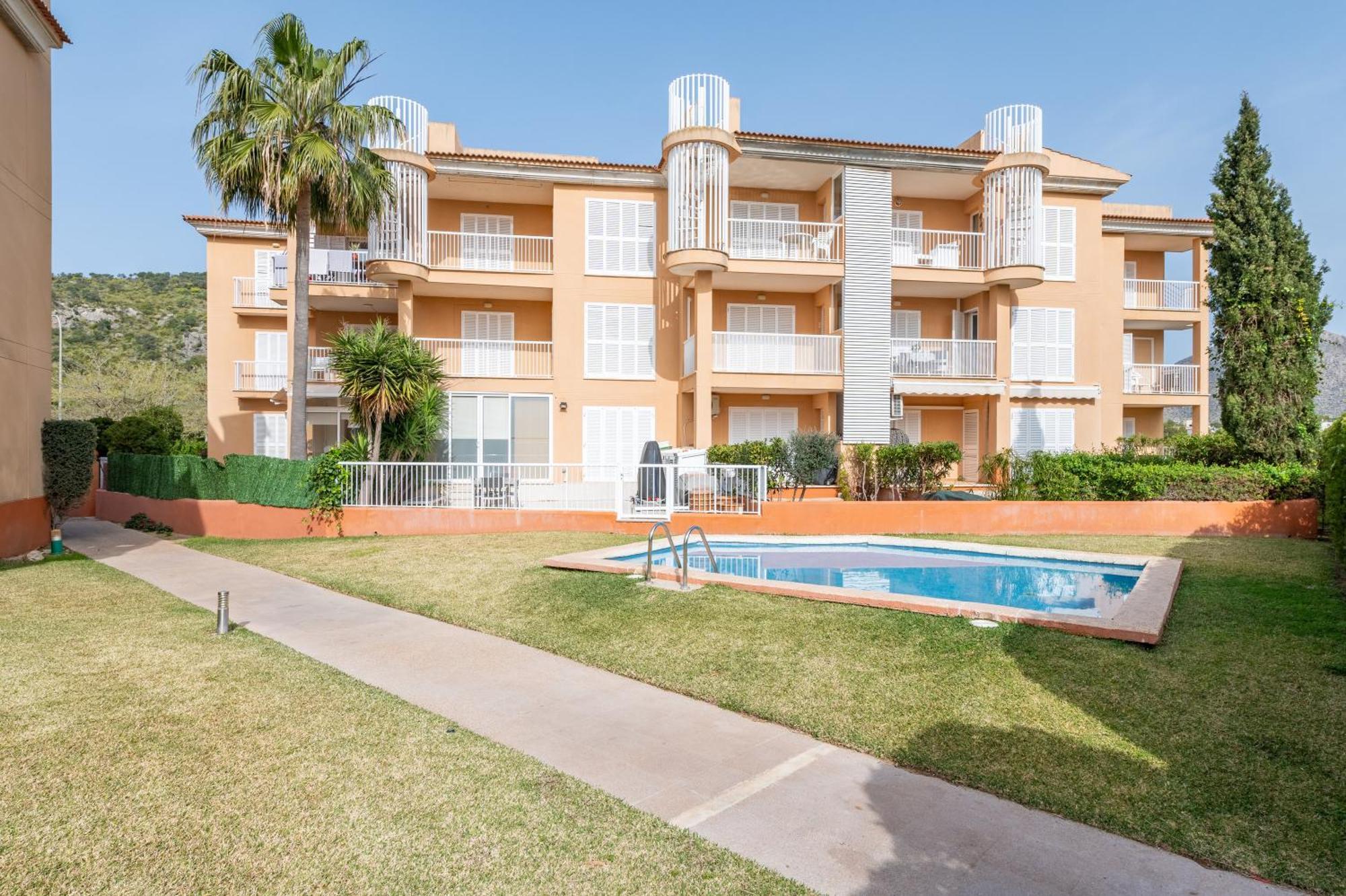 Olot Apartment